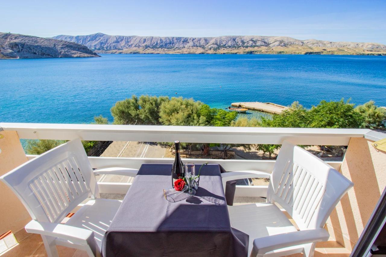 Апартаменти Galapagus Privat Beach & Boat Dock Метайна Екстер'єр фото